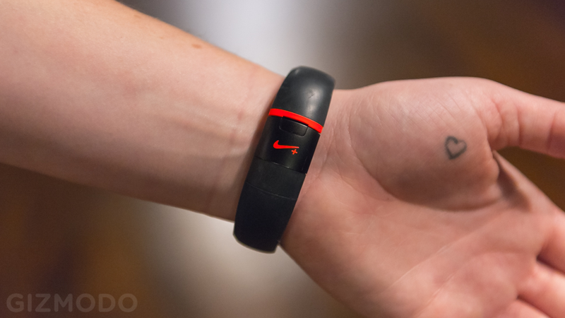 Illustration for article titled Nike FuelBand SE Review: More Style Than Smarts